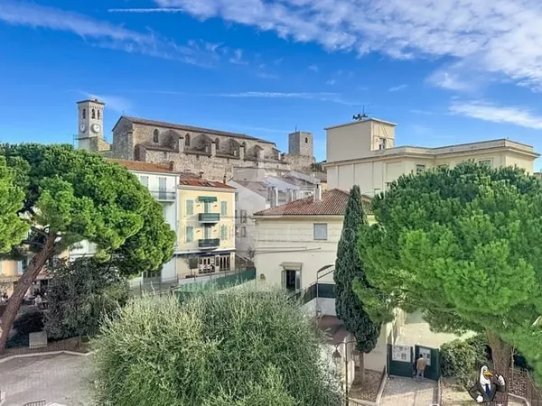CANNES SUQUET - MAISON DE VILLE 110M2