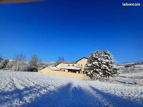 Villa privée construite de qualité