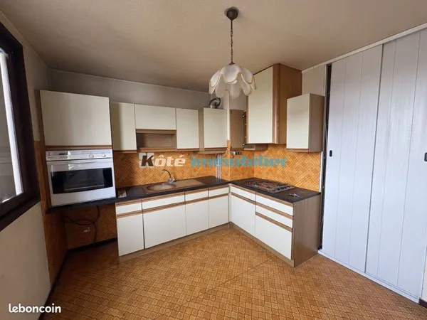 Appartement 5 pièces 97 m²