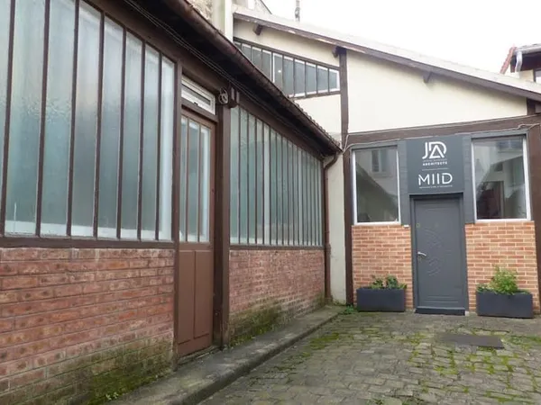Commerce 95 m²