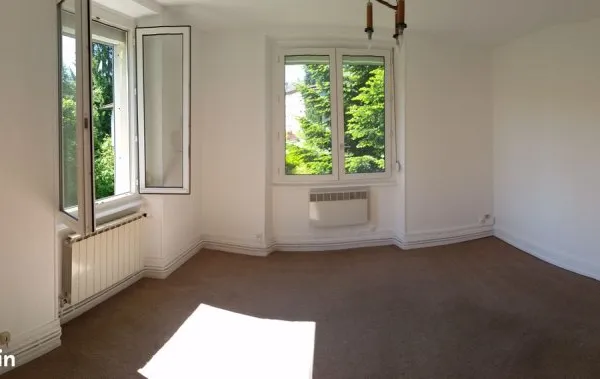 F3 calme, Belfort, 60m² avec garage et parking