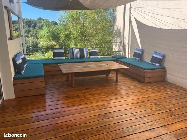 OLLIOULES - Maison contemporaine 130 m² - Vue forêt - Plein sud