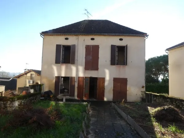 Dans Le Lot - Maison De Village En Pierre