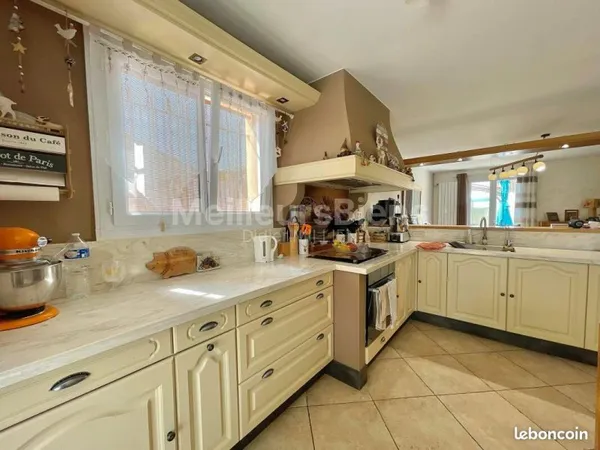 Maison 6 pièces 130 m²