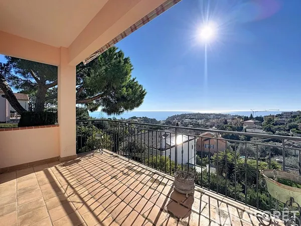 Maison 8 pièces 167 m²