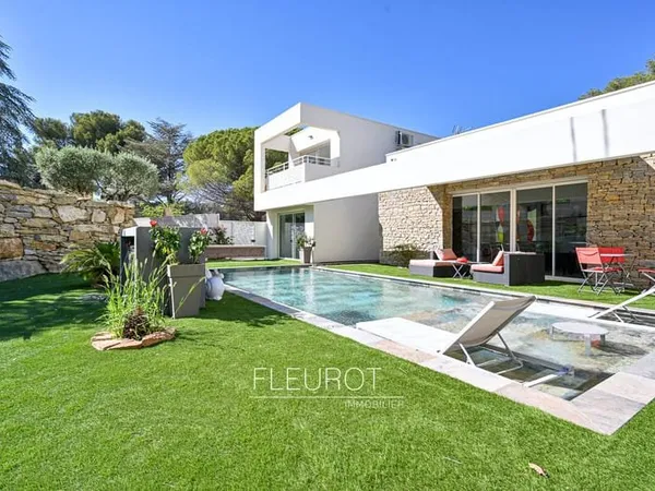 Villa d'architecte T4 neuve