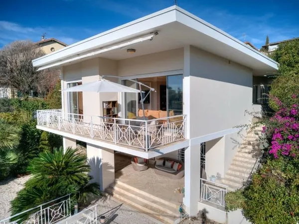 Cimiez - Belle villa avec magnifique vue dégagée au calme