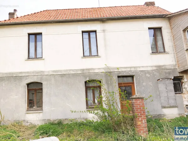 Maison de village à rénover avec terrain et fort potentiel