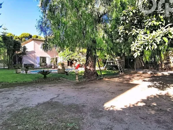 Maison 6 pièces 165 m²