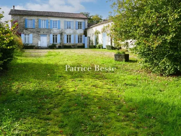 Propriété 20 pièces 670 m²