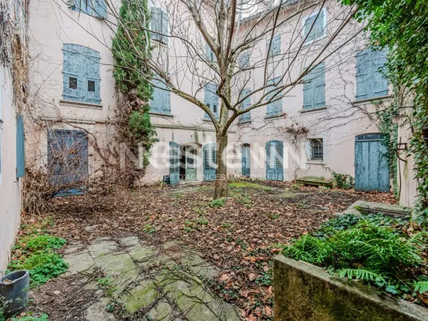 Hôtel particulier de 700 m² à vendre à Carpentras