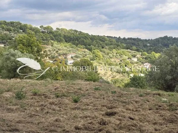 Terrain 8654 m²