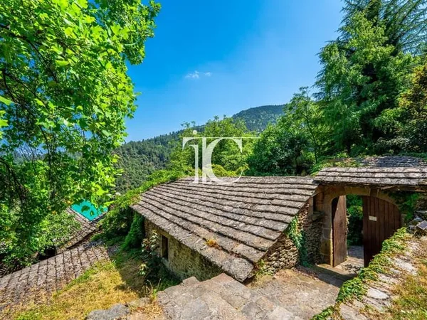 Maison et villa de prestige Vente Les Vans 5p 97m² 295000€