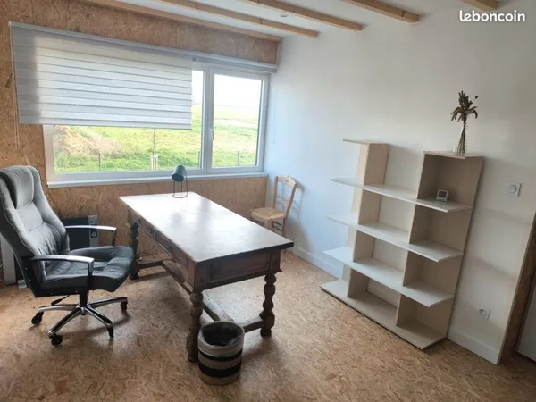 Bureau, espaces communs. A visiter
