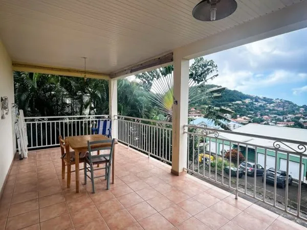 ANSE A L'ANE - JOLIE VILLA + T2 INDEPENDANT VUE MER EXCEPTIO