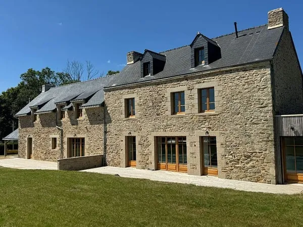 Maison 14 pièces 320 m²