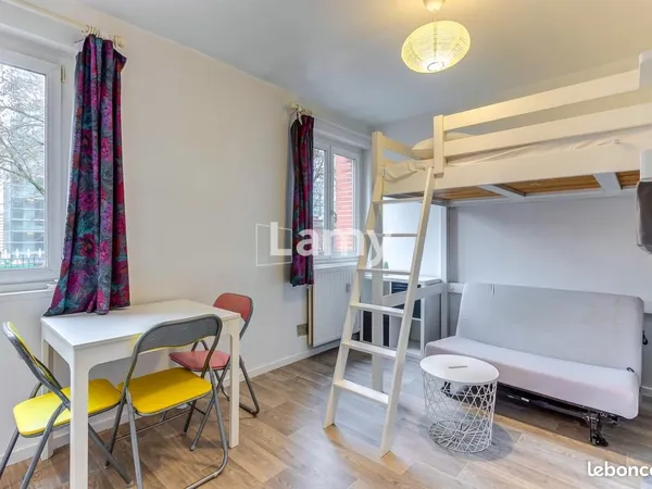 Studio 1 pièce 18 m²
