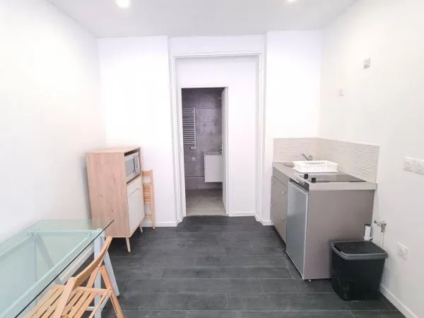Studio 1 pièce 23 m²