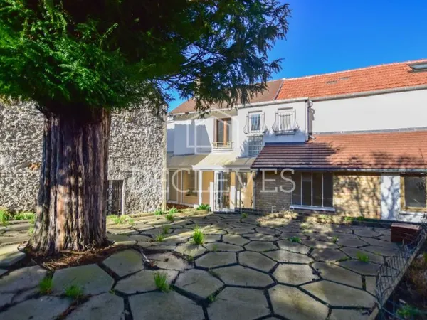 Maison de luxe 10 pièces 193 m²