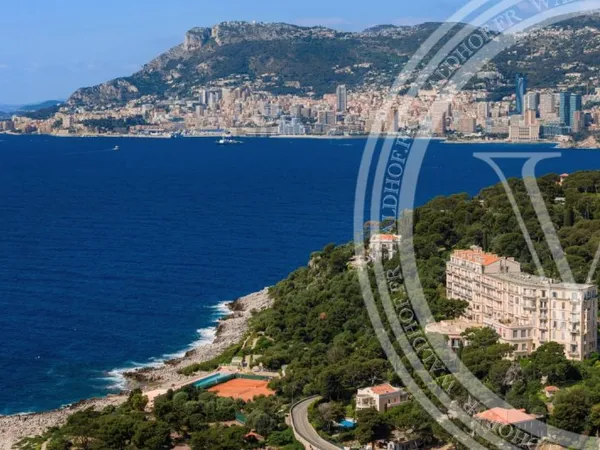 Appartement de 2 chambres avec vue panoramique sur la mer dans l'incontournable Grand Hôtel du Cap