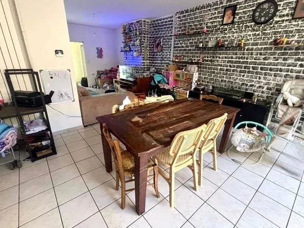 Immeuble de rapport 6 pièces 198 m²