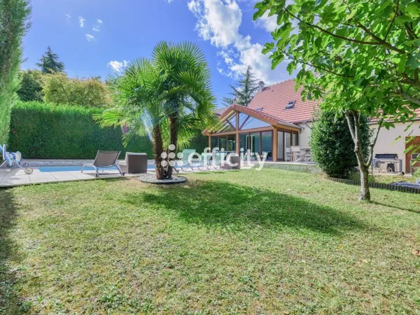 Maison 6 pièces 152 m²