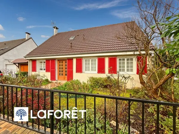 Maison 6 pièces 4 Chambres à vendre à Viry-Châtillon - Exclusivité Laforêt