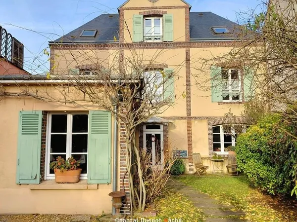 CHARTRES 10km VALLEE DE L'EURE - Elégante maison fin XIXème