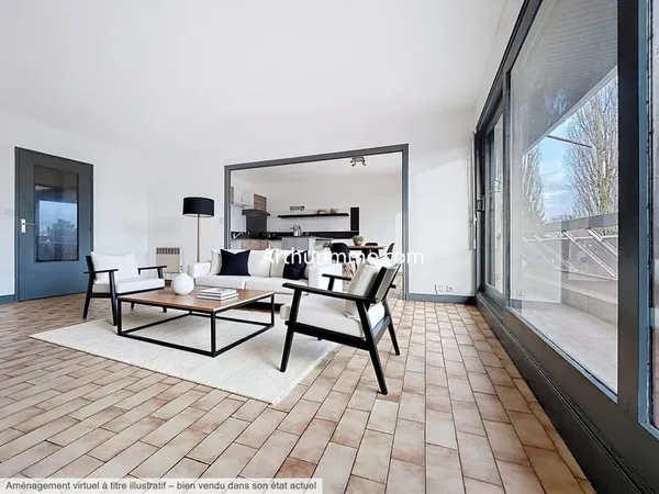 Appartement familial lumineux avec balcon et parkings