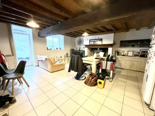 A VENDRE A SAINT AIGNAN DE GRAND LIEU MAISON DE 112 M2 - 4 C
