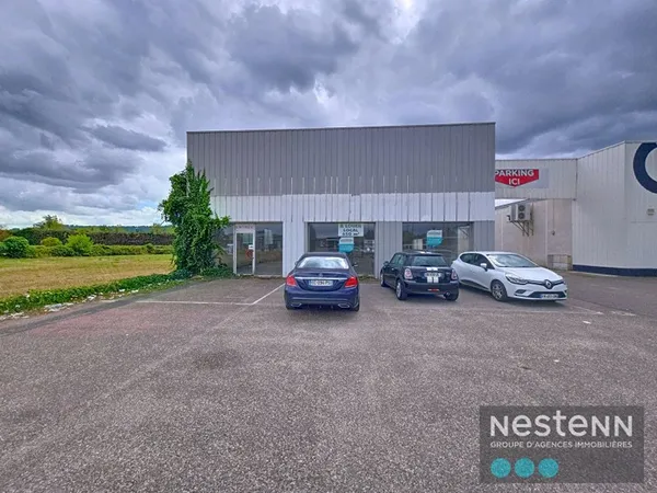 Immeuble 47300 Bias/Villeneuve sur Lot 3 pièce(s) 587 m2 environ