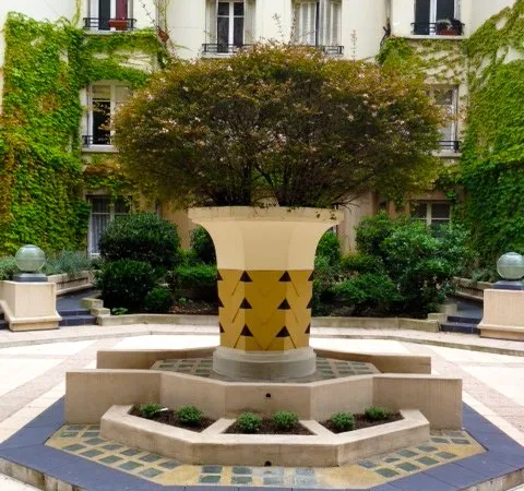 Loue studio/ appartement meublé rue Saint-Dominique à Paris 7ème