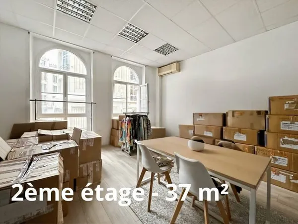 Bureaux 193 m²