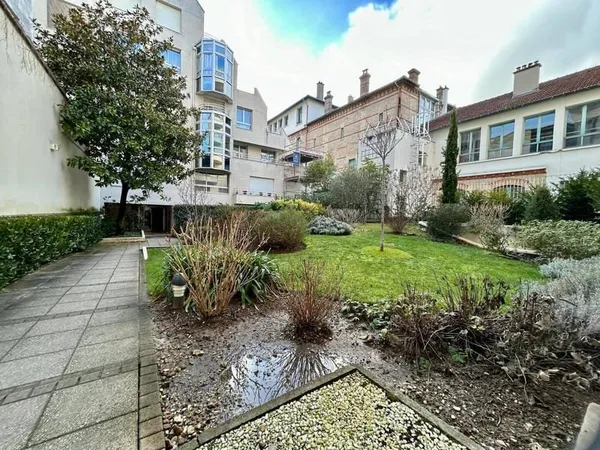 Studio 1 pièce 21 m²