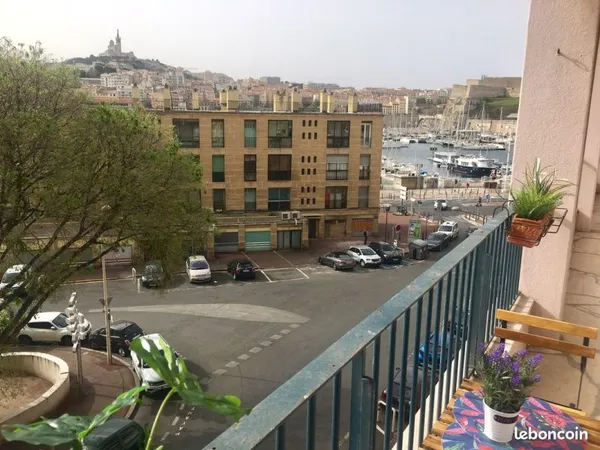 Bel appart sur le Vieux port