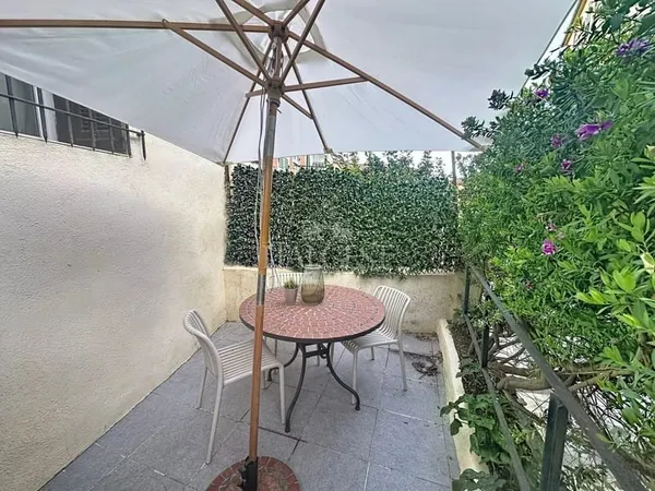 Villefranche sur Mer - 3 pièces rénové avec terrasses