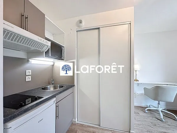 Studio 1 pièce 19 m²