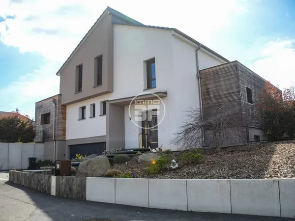 Maison contemporaine haut de gamme - 170 m² - Terrain 1 226