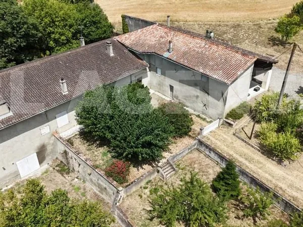 Maison 6 pièces 228 m²