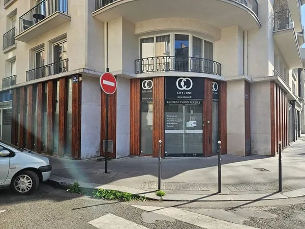 Local commercial 124 m²