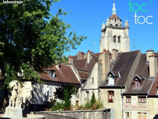 Duplex 8 pièces 123 m²