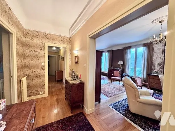 Appartement 5 pièces 111 m²