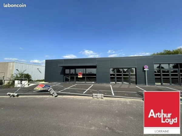 Local commercial 425 m²