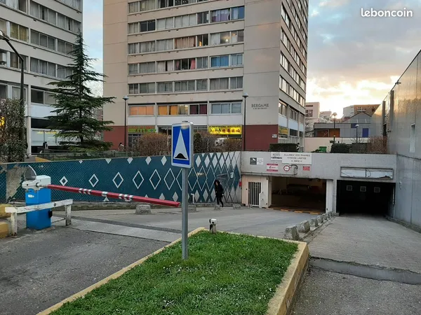 Place de parking avenue de Choisy
