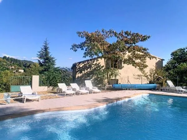 Maison Le Vigan 15 pièce(s) 410 m2