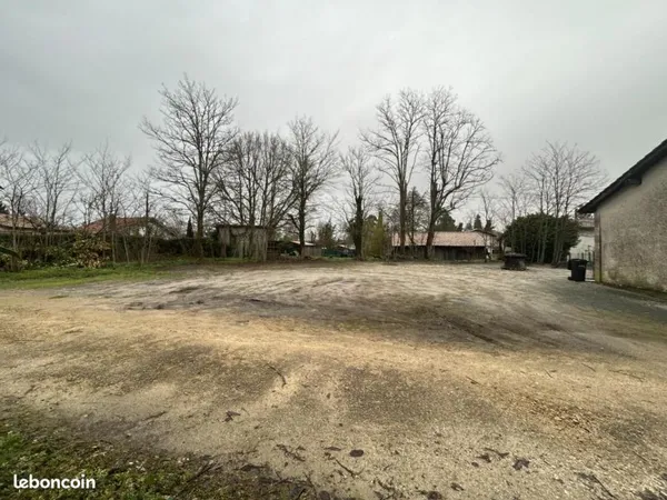 Terrain 727 m² Hostens