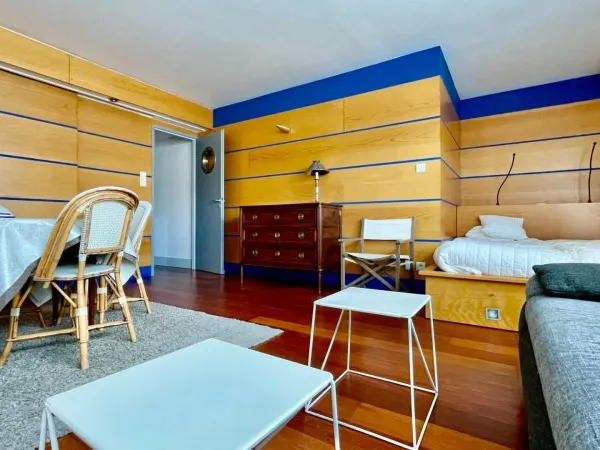 A LOUER - Studio meublée La Rochelle Quartier médiathèque