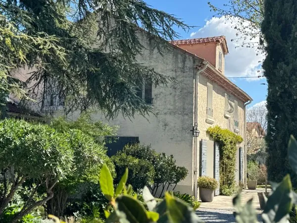 Maison 5 pièces 146 m²