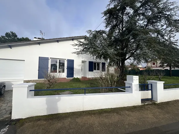 Maison de style basque rénovée /Bas Guézy, La Baule