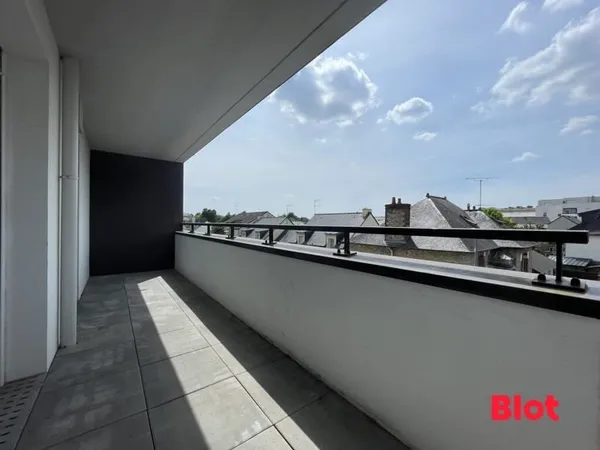 A VENDRE appartement Type 3 de 62.45m² avec stationnement et terrasse